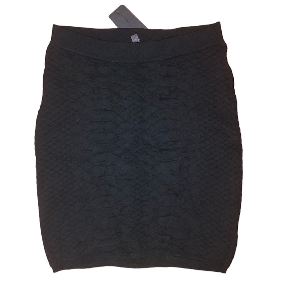 GUESS 🐍 High-Waist Snakeskin-Texture Bodycon Skirt